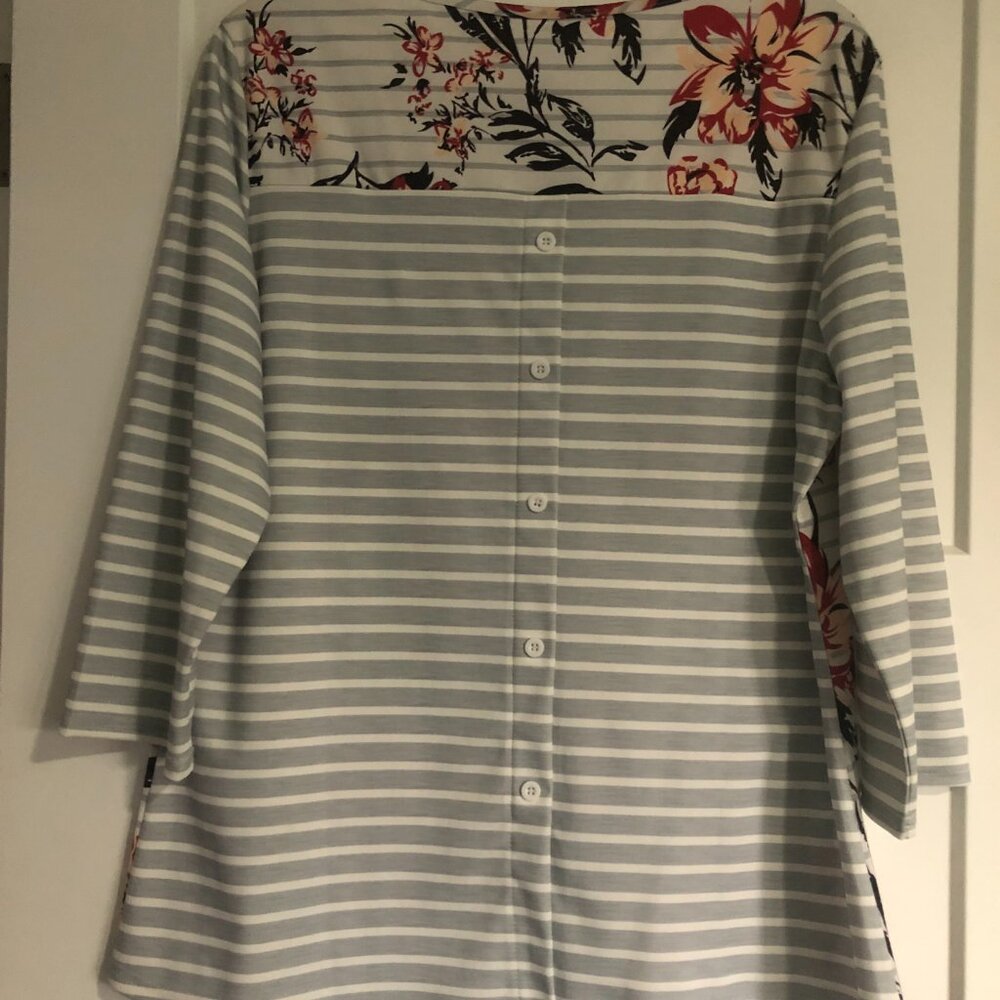 Modlily Top - Picture 2 of 10
